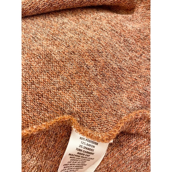 NWOT {New Direction} Top - Picture 2 of 7